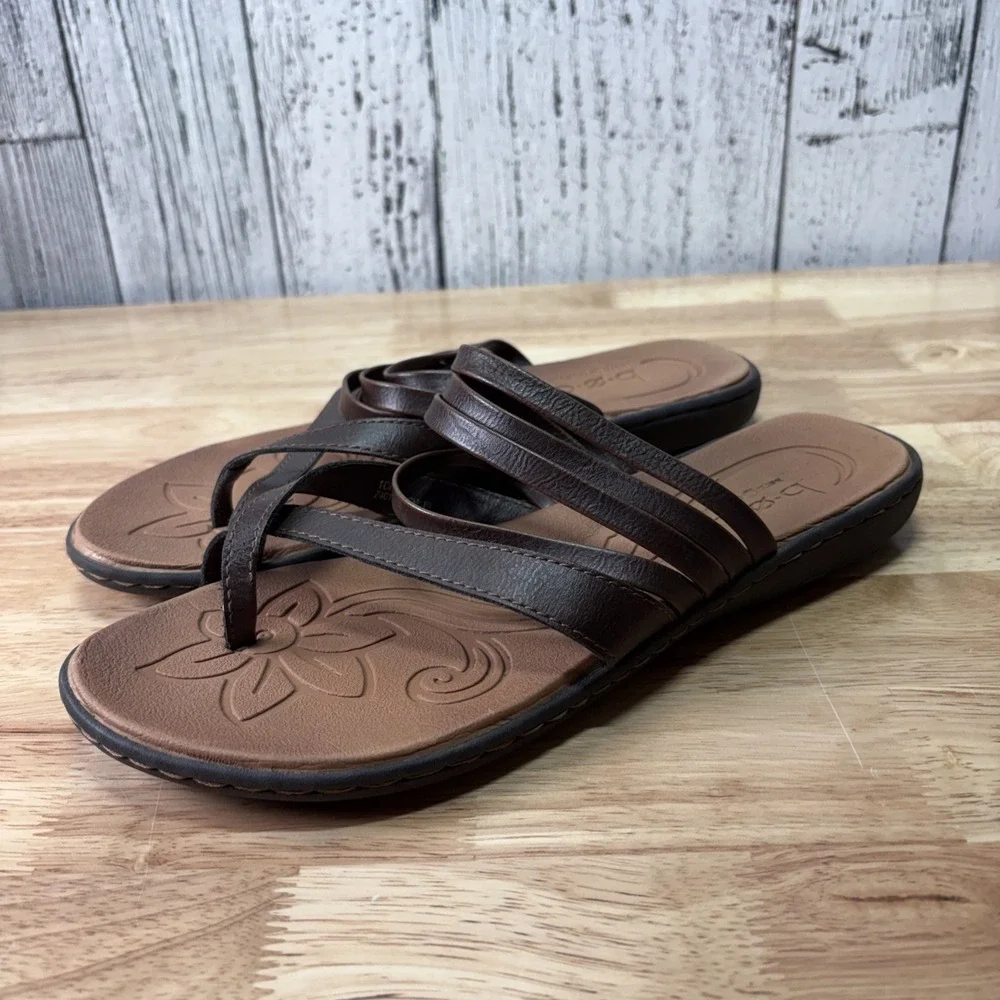 Women's b.o.c. Brown Alisha Strappy Flip Flop Thong Sandals Size 10 M